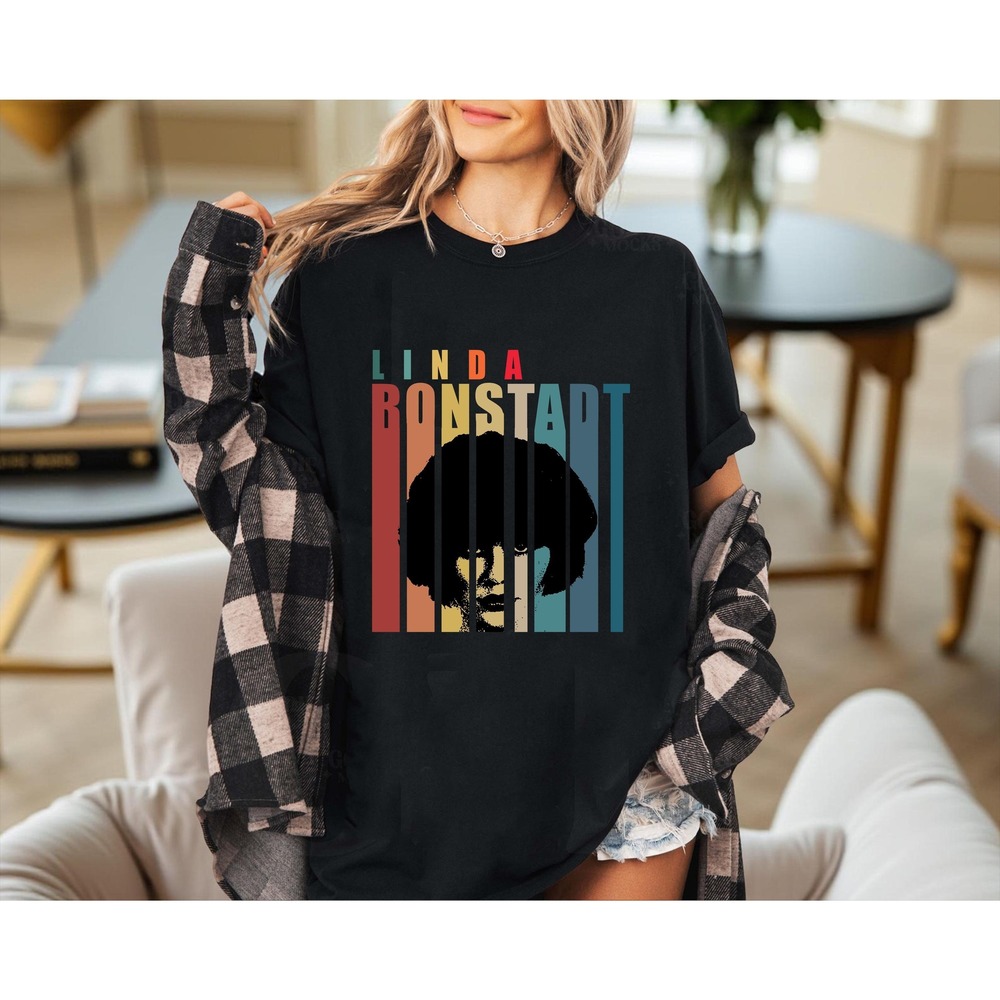 Linda Ronstadt Casual